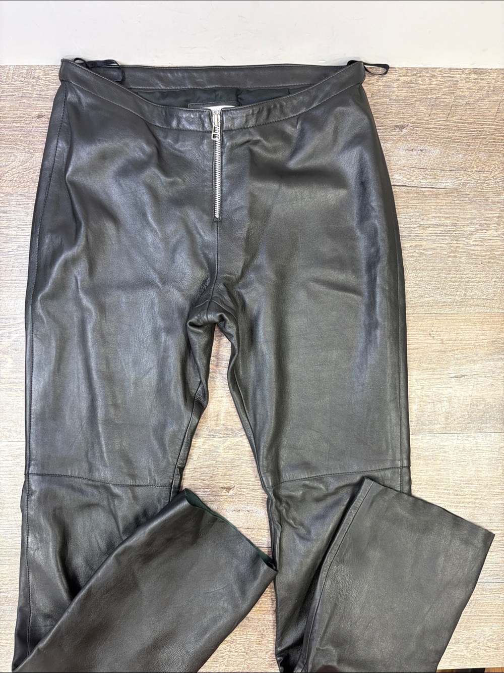 Hugo Buscati Collection Black Genuine Leather Pants Women’s Size 6 Straight Leg